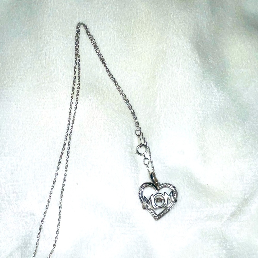 Mom necklace